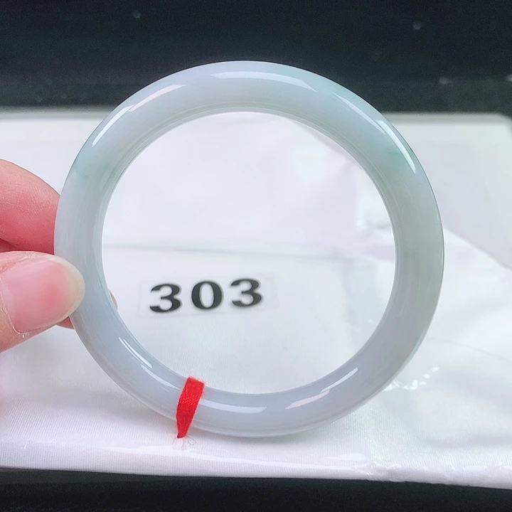 翡翠未镶嵌手镯303