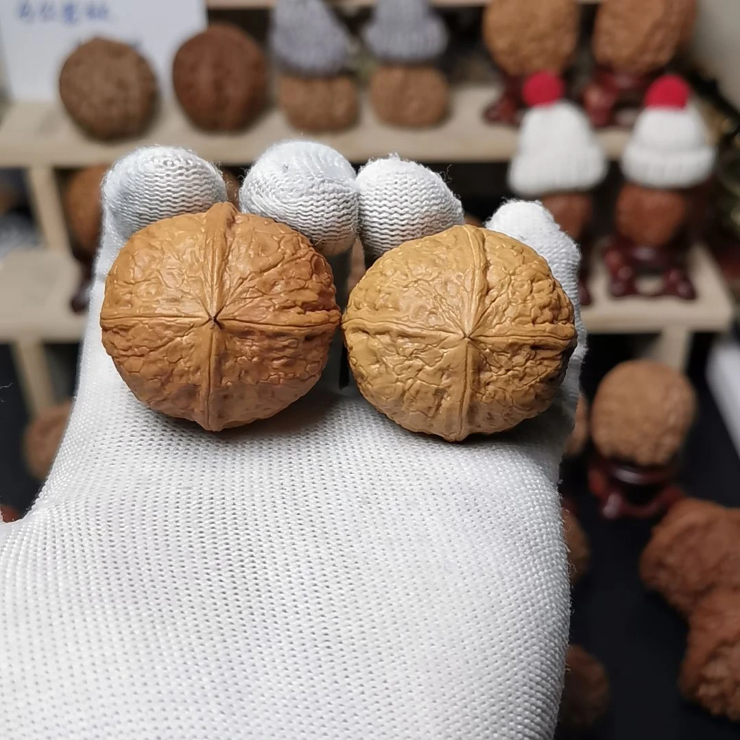 核桃文玩核桃高端小众云铁四棱蟒皮纹鸡蛋圆39-40尺