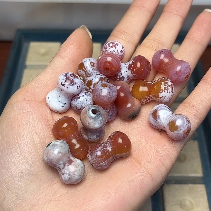 颈饰琉璃2818一个