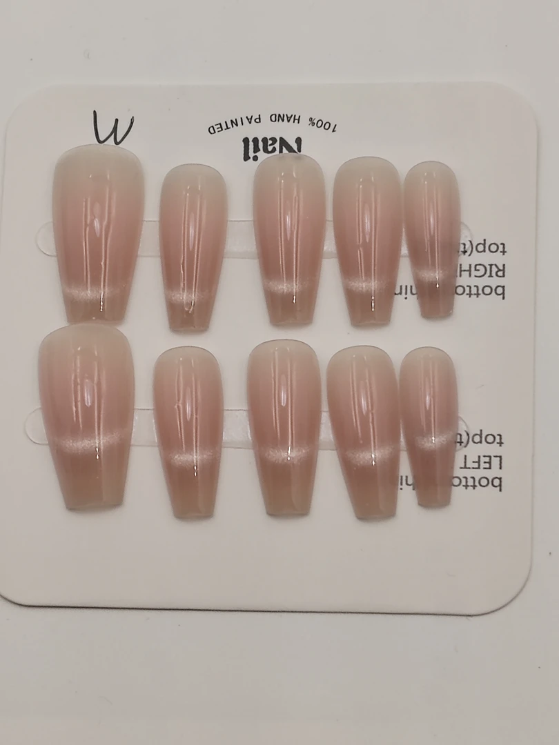 长款温柔蜜桃晶石猫眼显白纯欲高级手工穿戴甲美甲