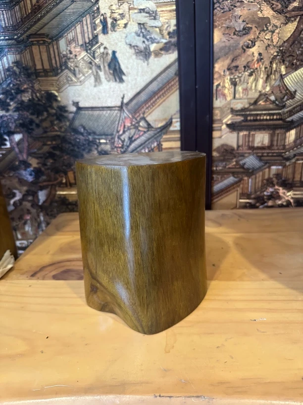 金丝楠木小小摆台