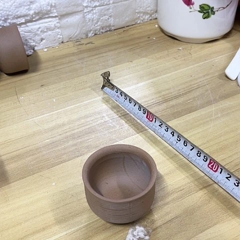 微瑕，不能明火，口径6，高度4，6个杯子