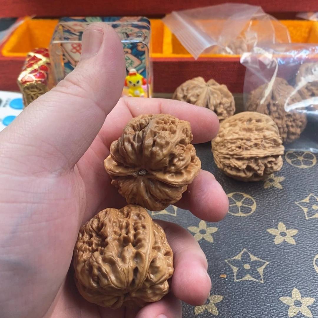 文玩核桃吊坠文玩核桃