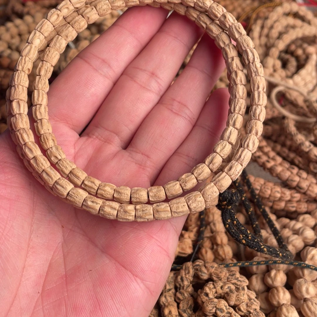 挚***o柏香籽/百香籽吊坠热振柏香籽造个