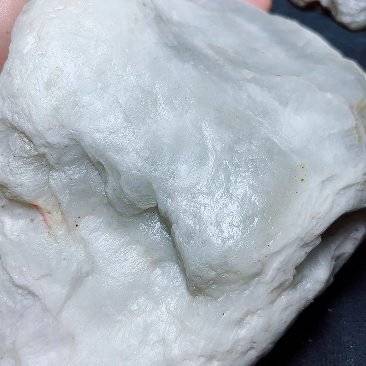 未镶嵌和田玉（糖玉）珠宝奇石