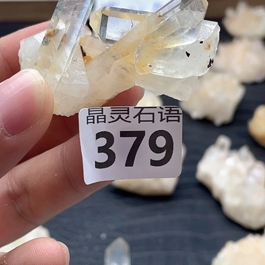 未镶嵌水晶大型摆件（非配饰）