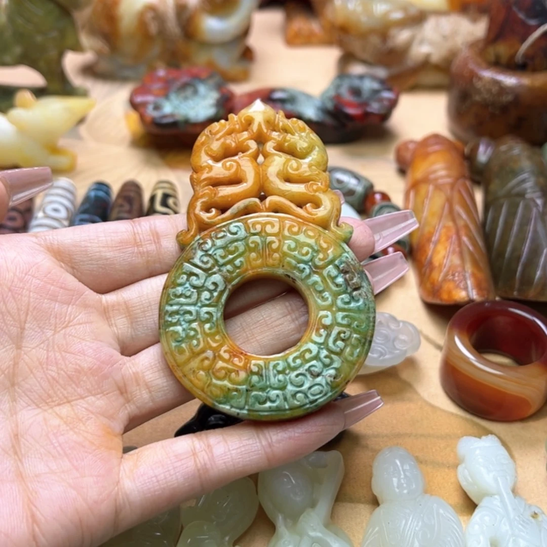 【闪购商品】蛇纹石玉颈饰未镶嵌