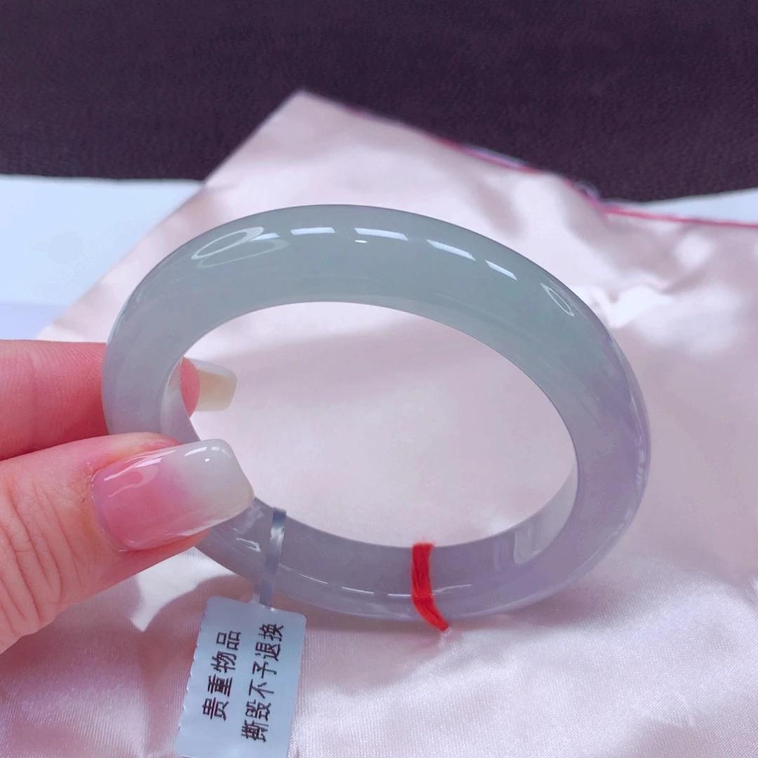 未镶嵌手镯翡翠手镯