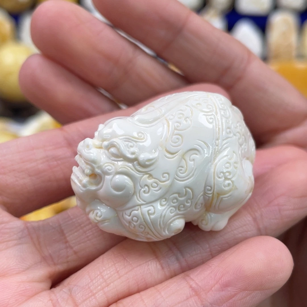 蜜蜡裸石未镶嵌琥珀蜜蜡貔貅吊坠