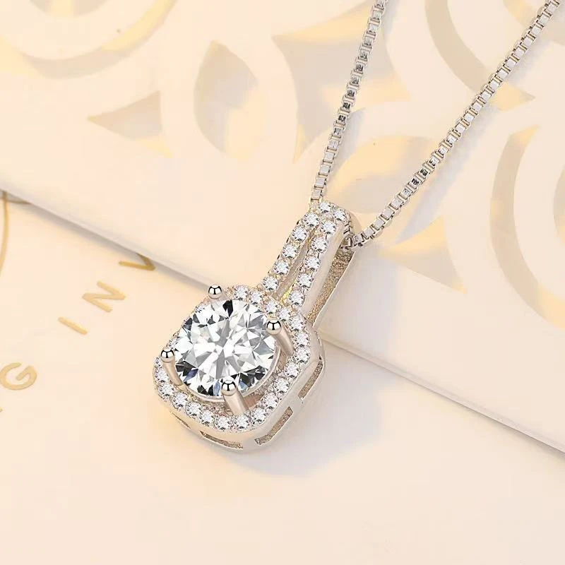 吊坠925银莫桑石 经典手提方包吊坠时尚女款气质轻奢小众满钻精品