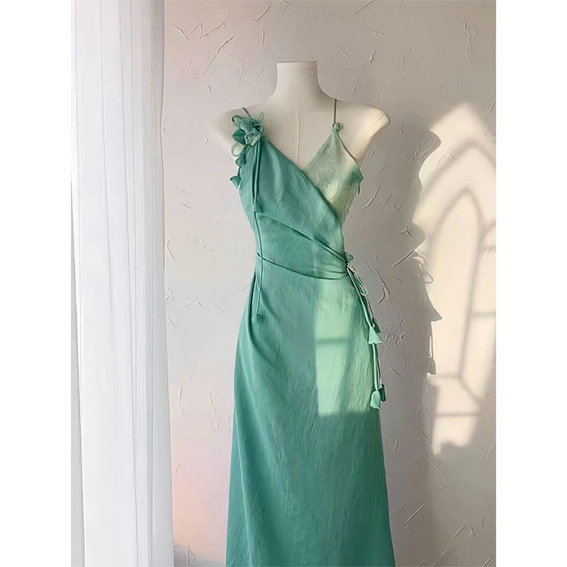 立体花朵V领吊带连衣裙女夏季高级设计感气质收腰度假风仙女长裙