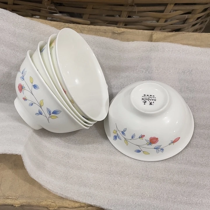 小****瓷片汉玉骨质瓷小花米饭碗5个 微瑕