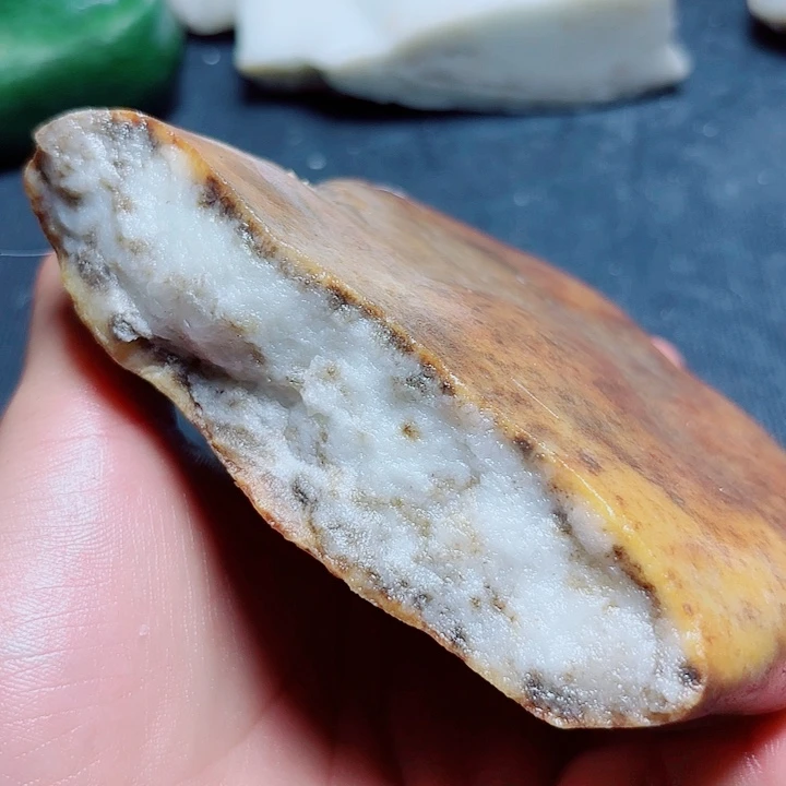 和田玉未镶嵌珠宝奇石