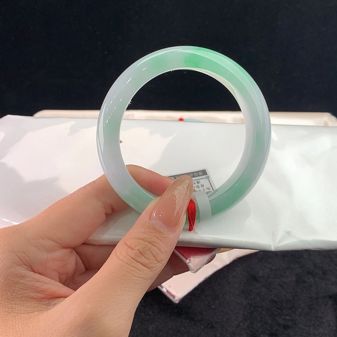 【闪购商品】未镶嵌手镯翡翠正57