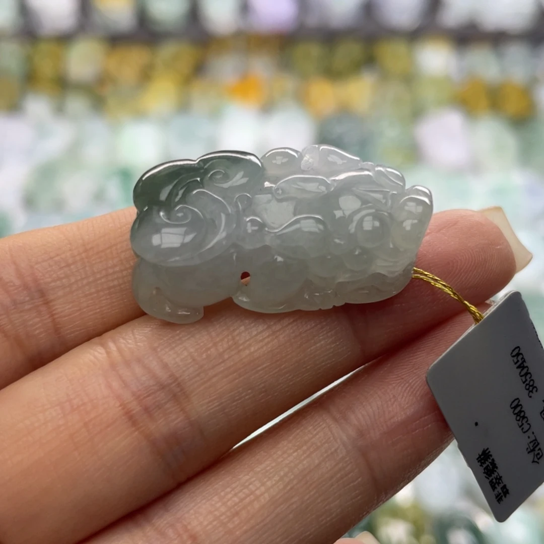 颈饰未镶嵌翡翠貔貅