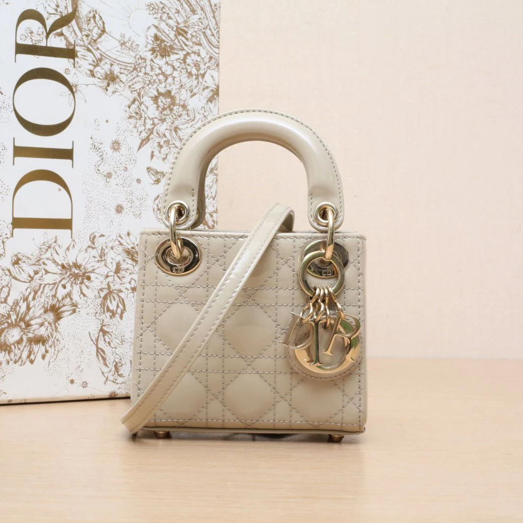 95新 DIOR/迪奥 小花Jerry活动戴妃包 超迷你12 沙色 漆皮 浅金扣