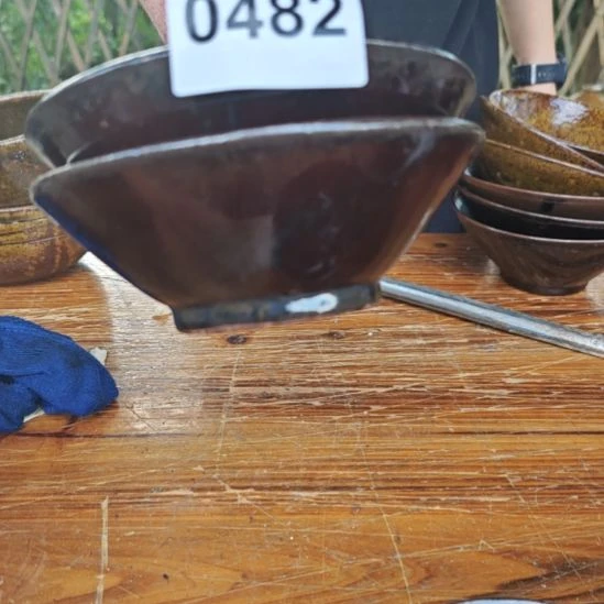 修***叶瓷片0482，手工拉坯柴火烧制