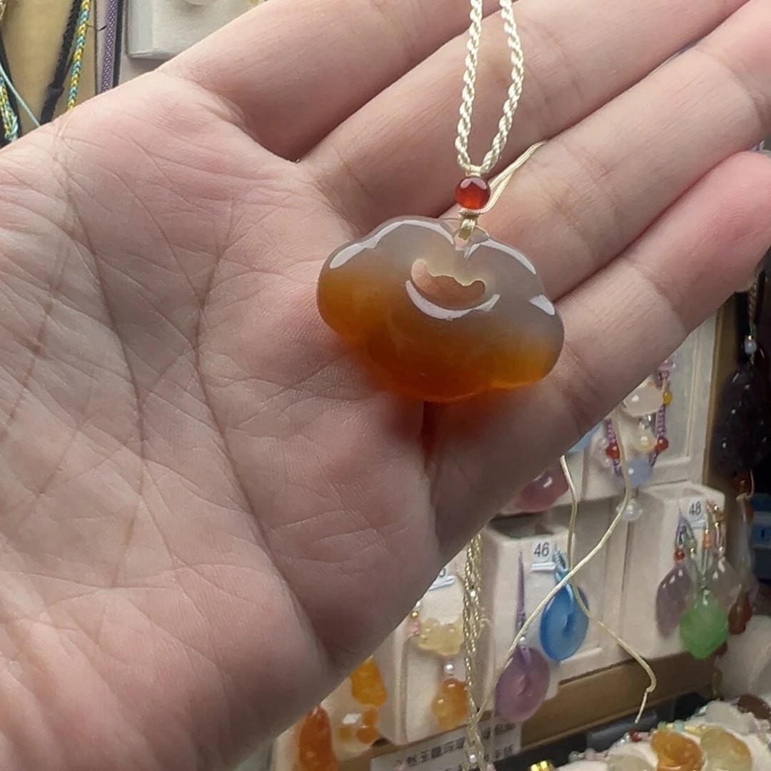 幸***窝玛瑙/玉髓颈饰未镶嵌