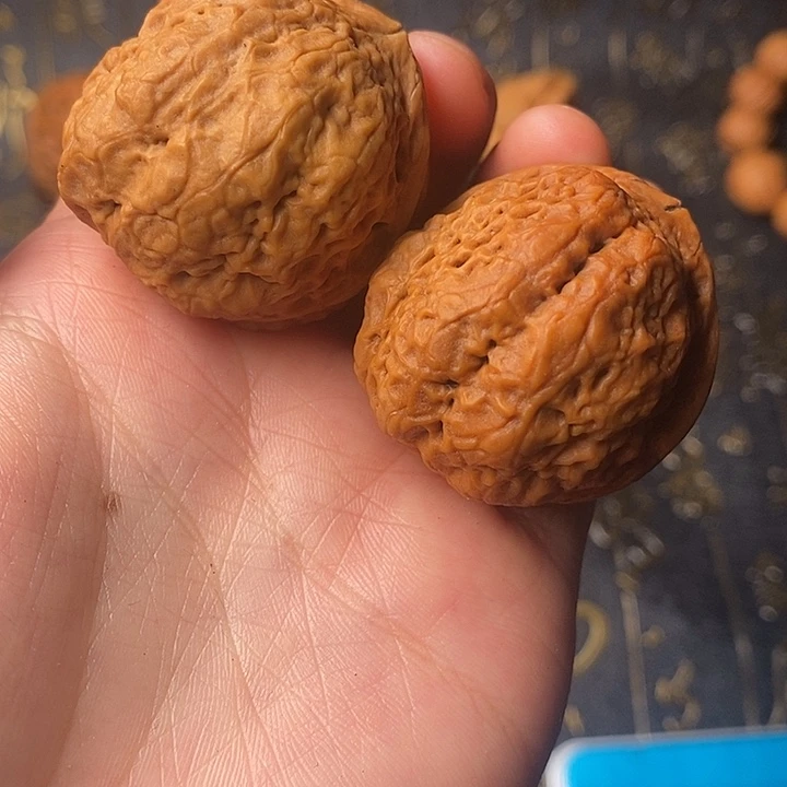 吊坠文玩核桃铁核桃