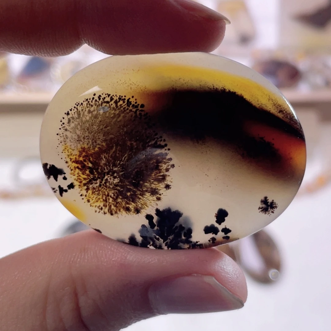 玛瑙/玉髓颈饰合金