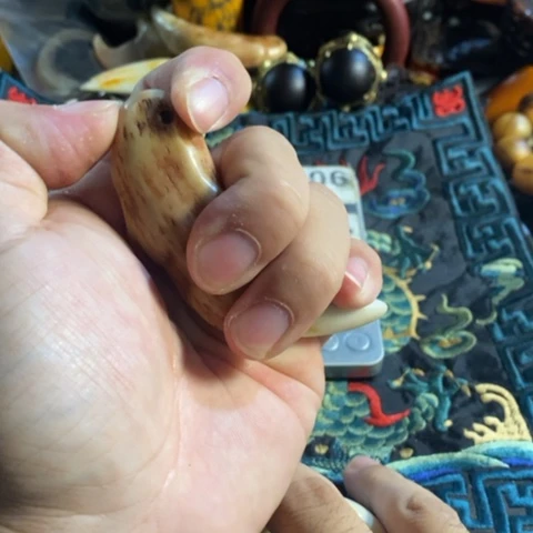 寻呼台的人也太多了