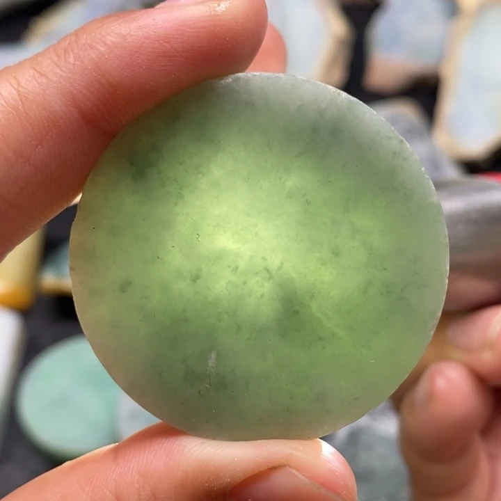 翡翠配石天然缅甸翡翠玉石