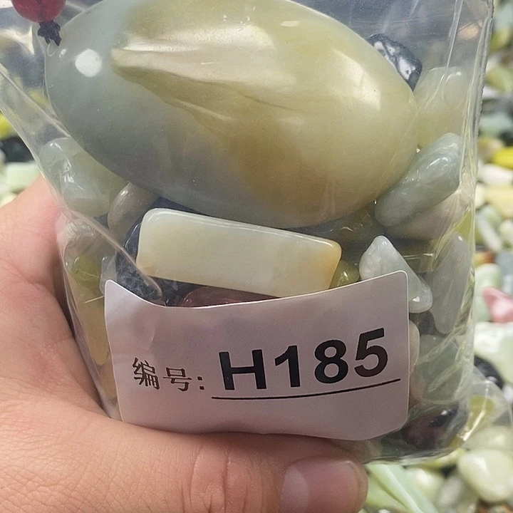 岫玉鱼缸石未镶嵌