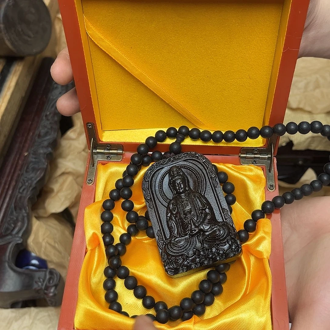 大叶紫檀（黑酸枝木类）