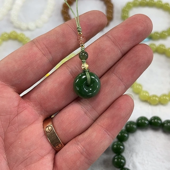 和田玉（糖玉）未镶嵌颈饰