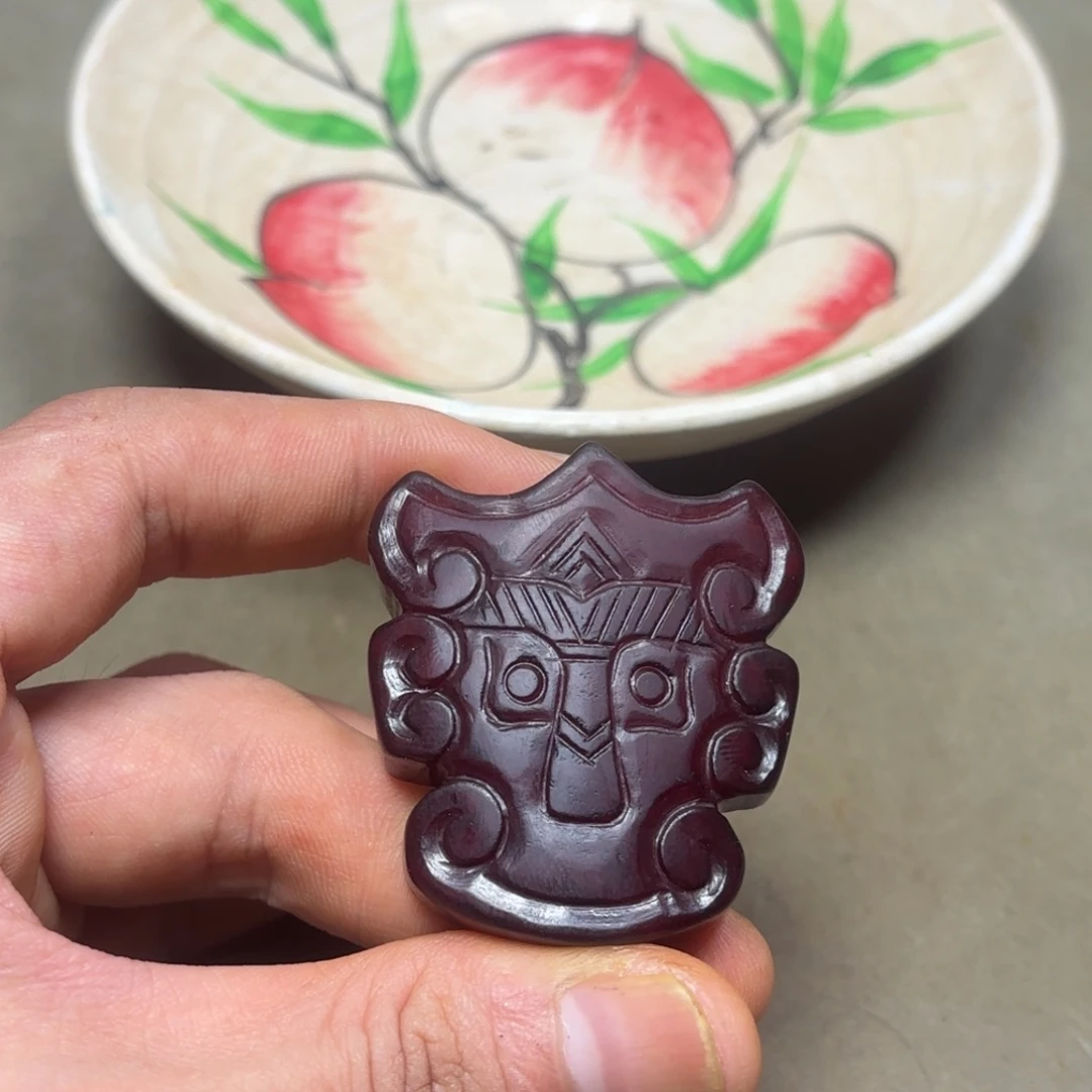 这个物件很老气啊