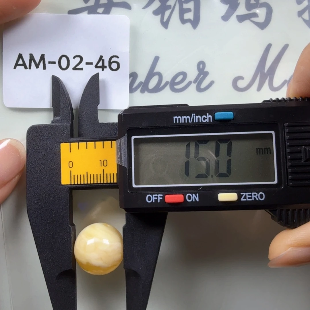 未镶嵌蜜蜡珠宝奇石