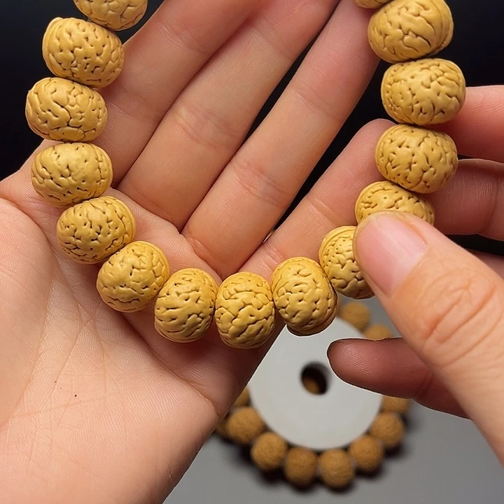 吊坠桃核树王纽扣