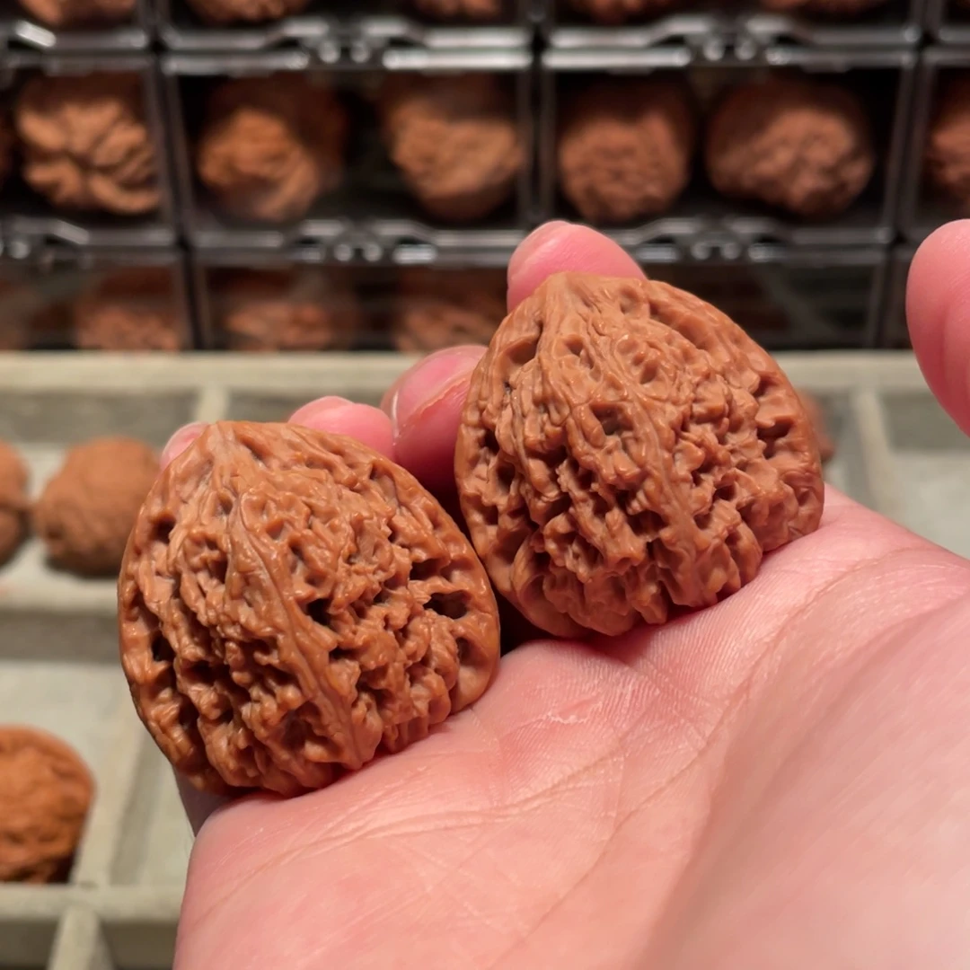 把件文玩核桃37三角疆