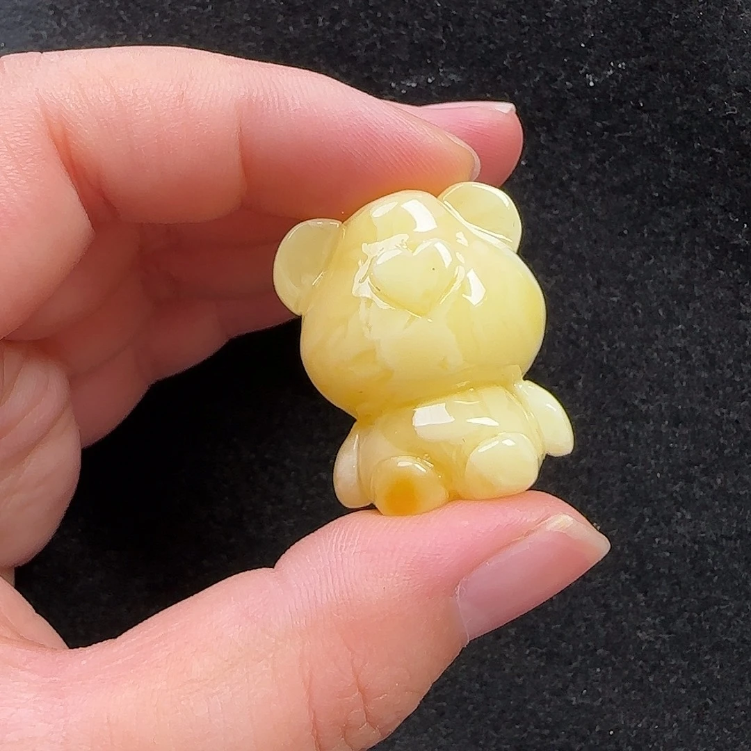 蜜蜡未镶嵌珠宝奇石