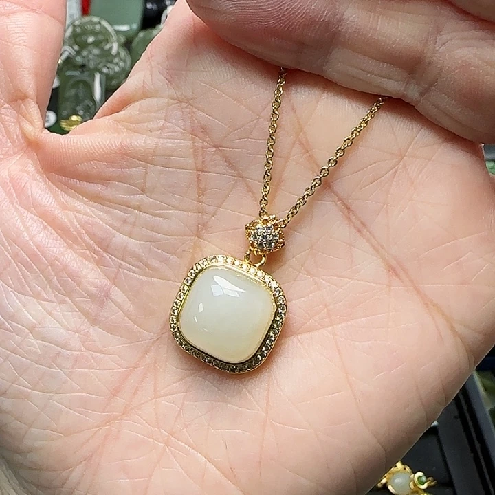 和田玉银S925镶嵌颈饰