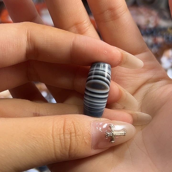 玛瑙/玉髓未镶嵌珠宝奇石