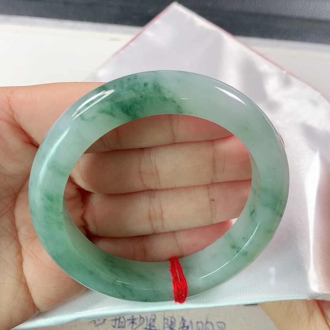 未镶嵌手镯翡翠 需包容裂纹 ①⑥②