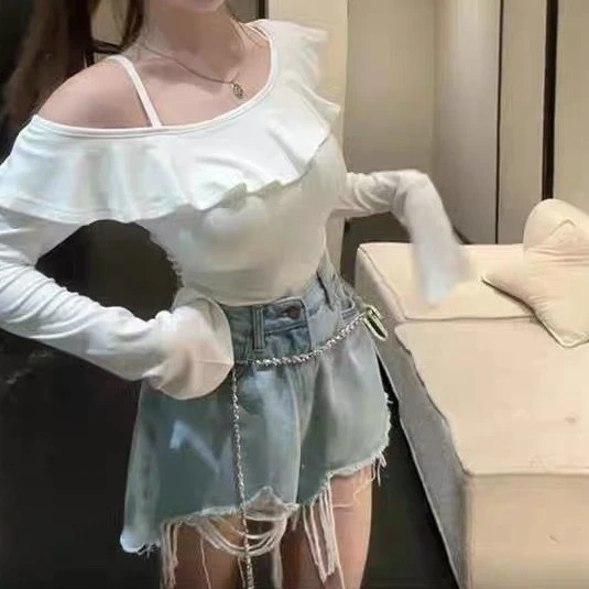 大码胖MM设计感斜肩荷叶边长袖T恤女装修身显瘦辣妹打底衫上衣潮