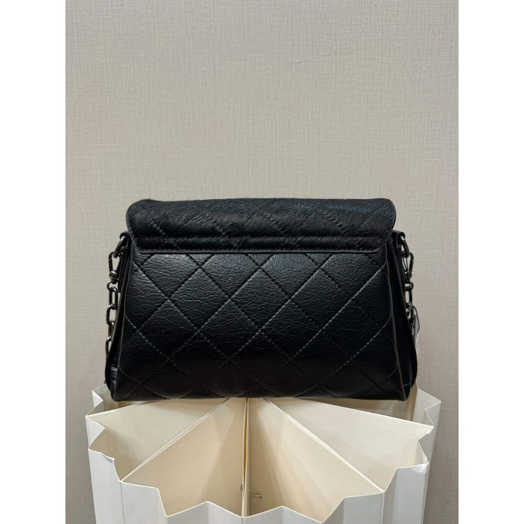 TOLEX2024新款手工时尚百搭女包大毛黑色