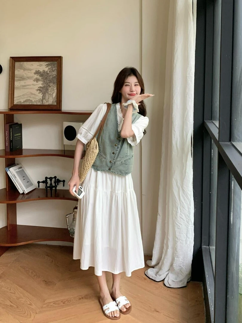 2025年夏季新款女森系赫本风外套上衣小清新高腰a字连衣裙两件套