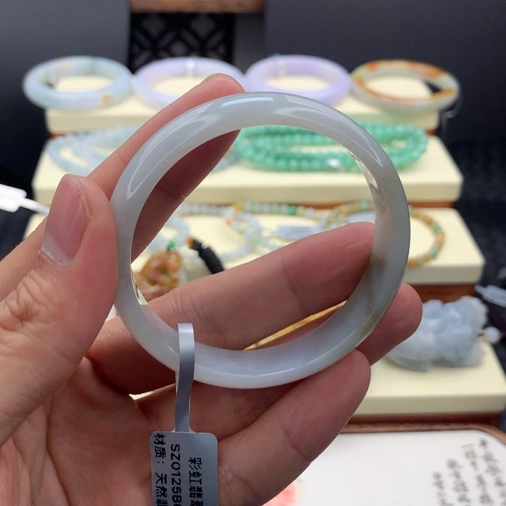 翡翠未镶嵌手镯手镯