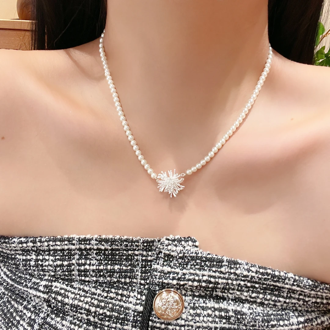 铜仿珍珠项链 来而There there项链 a353 法式复古烟花珠珠项链女