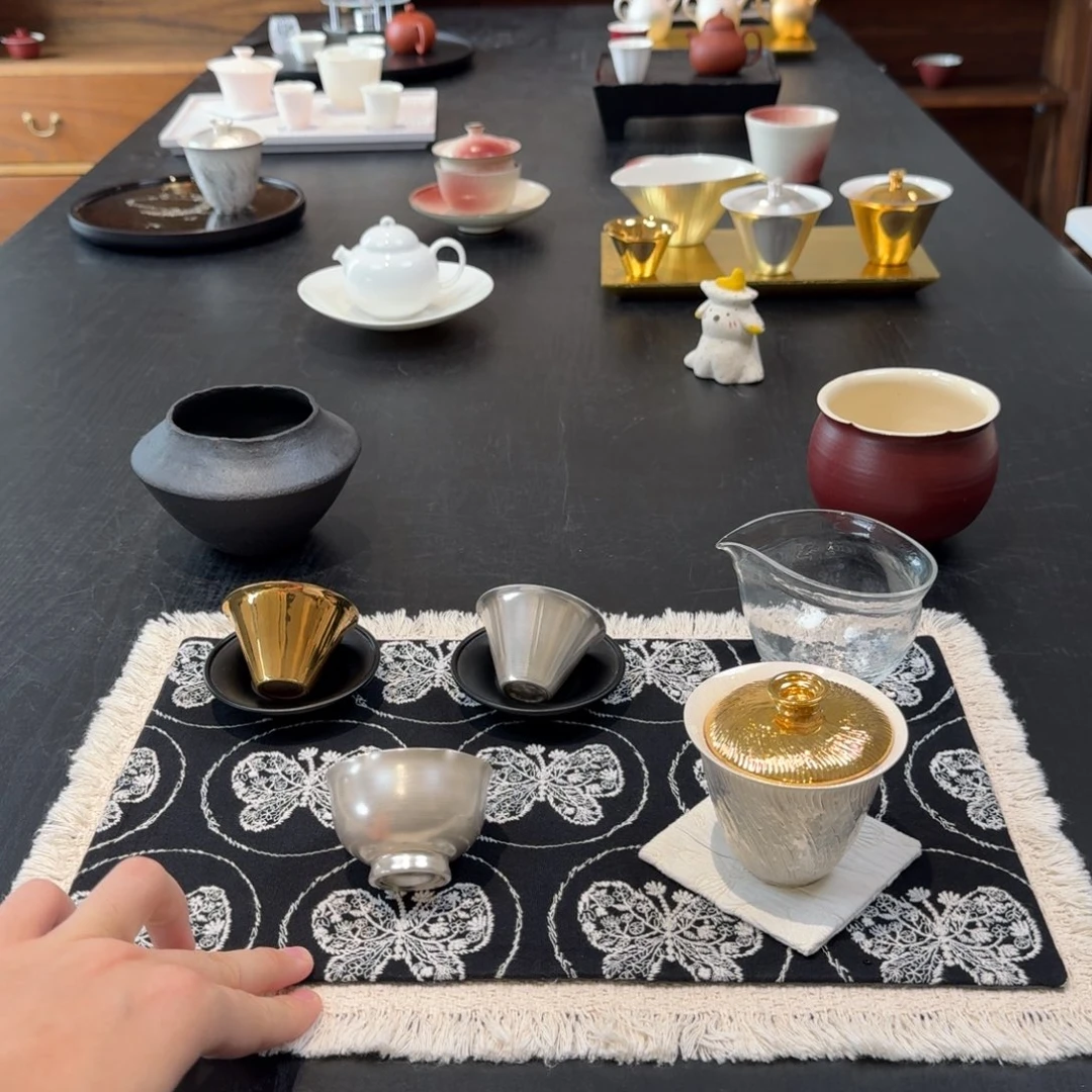 两条棉麻茶席各一