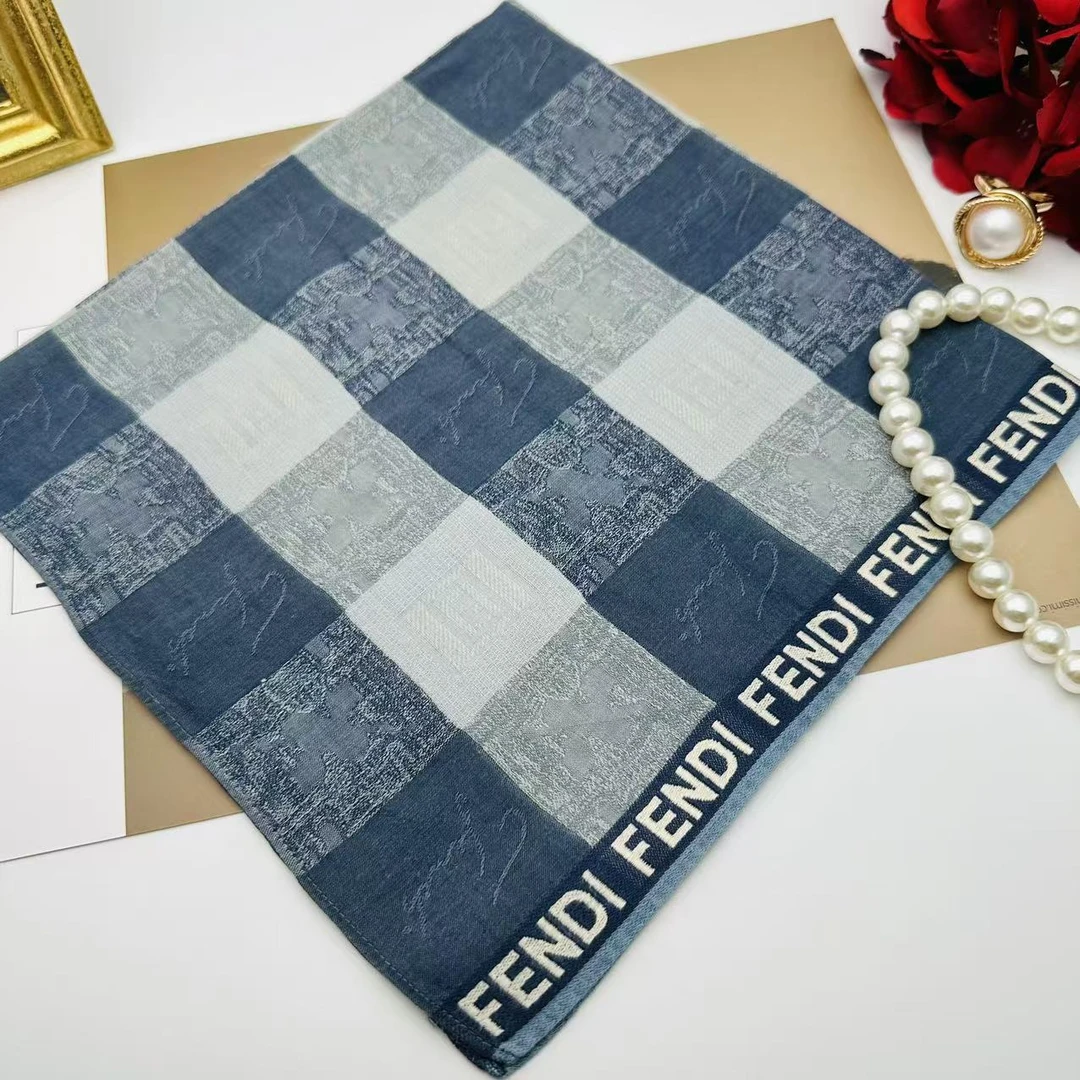 99新 FENDI/芬迪 海囤 芬迪 丝巾/yy03790