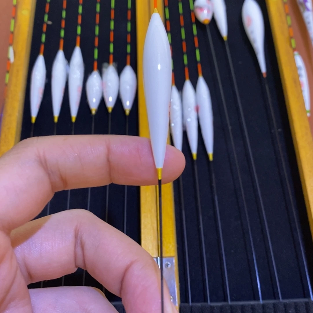 R***孔雀羽去壳羽毛45长吃铅1.4克