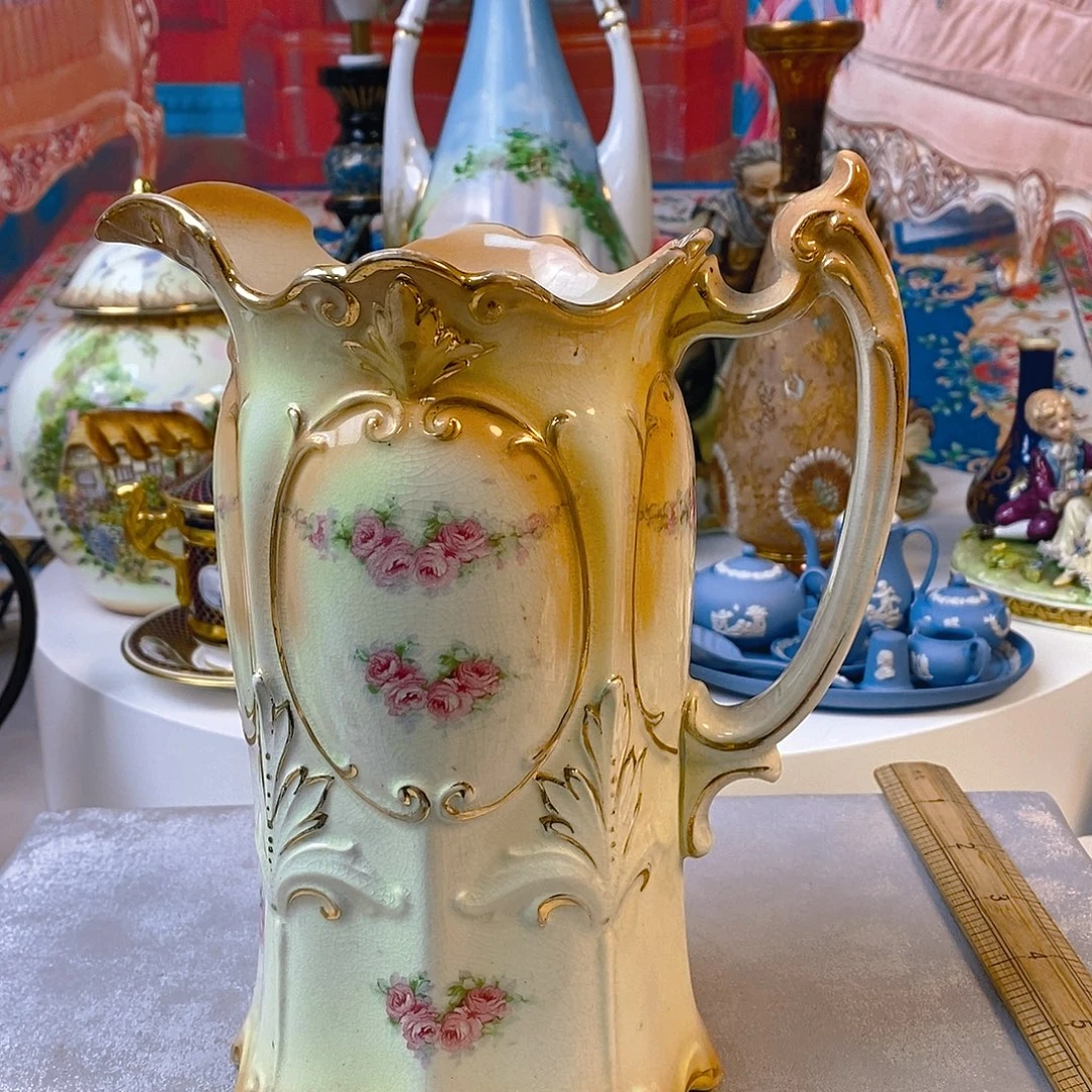 开片，氧化，微微瑕瓷器