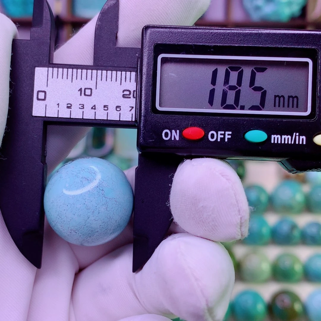 绿松石未镶嵌原矿绿松石