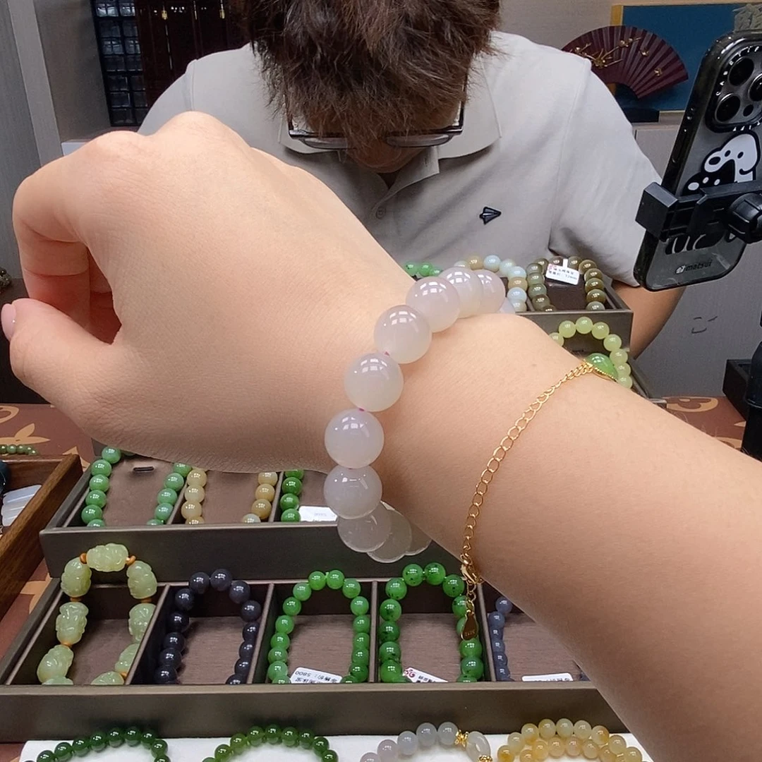 未镶嵌手串和田玉12mm藕粉