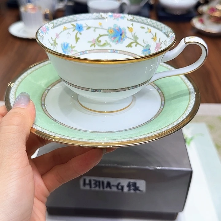 瓷片杯子杯子杯子水杯杯子水杯