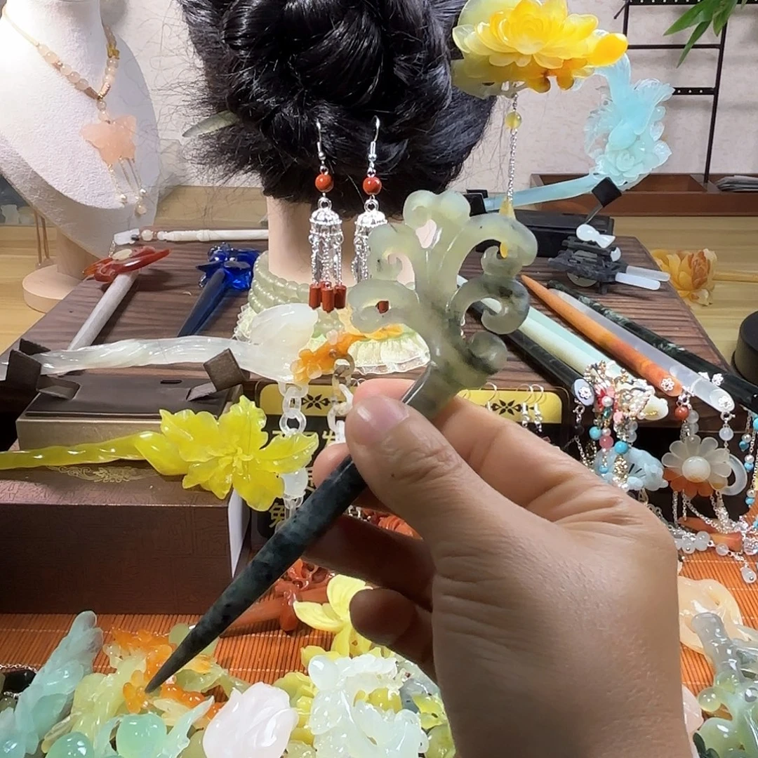 蛇纹石玉合金发饰